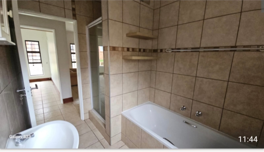 2 Bedroom Property for Sale in Pellissier Free State